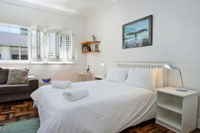 Sandringham Studio in Mouille Point
